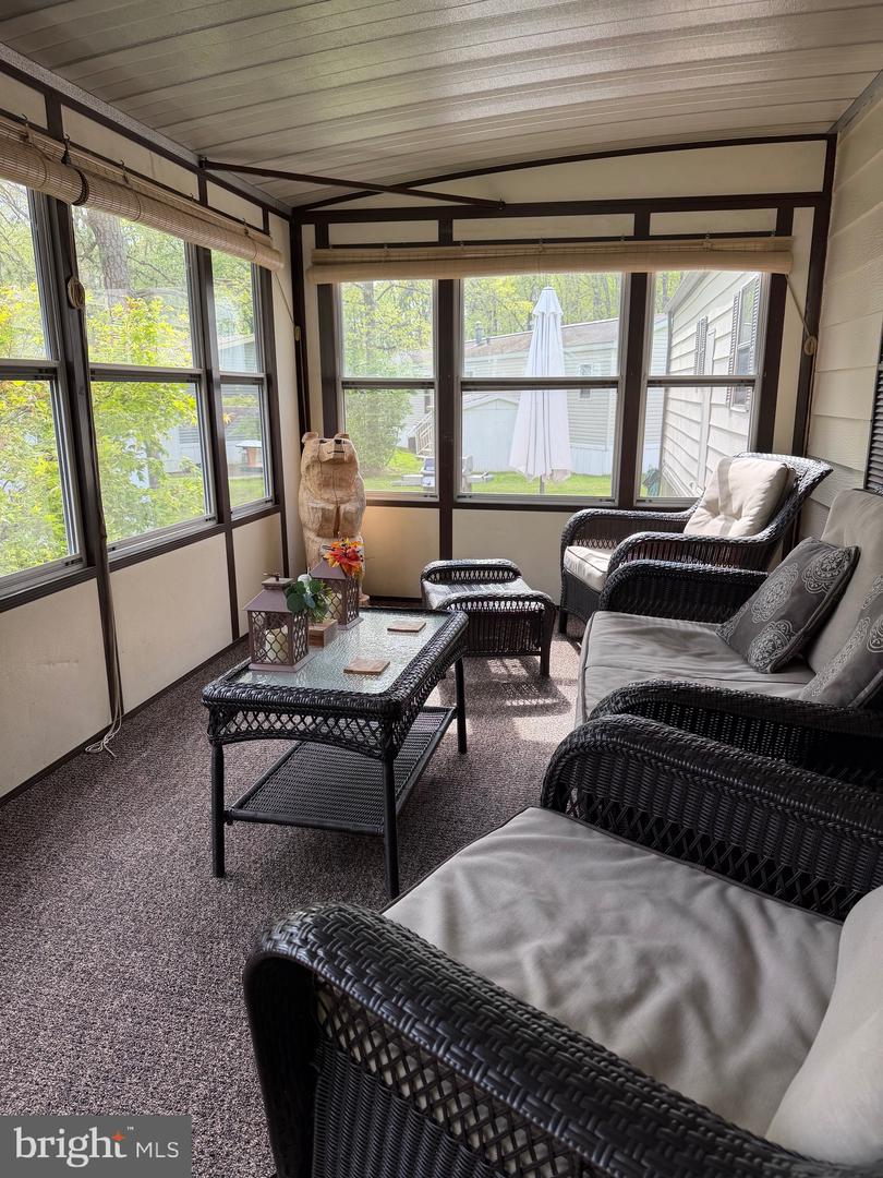 22 Pineview Property Photo 6