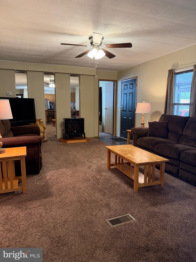 22 Pineview Property Photo 7