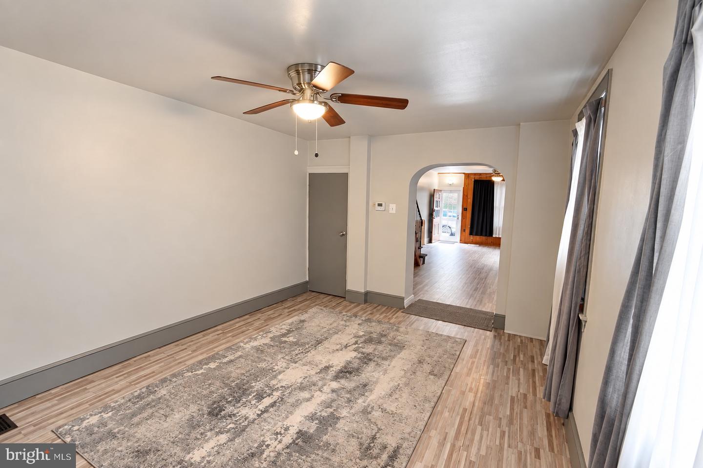 343 Penn St Property Photo 25