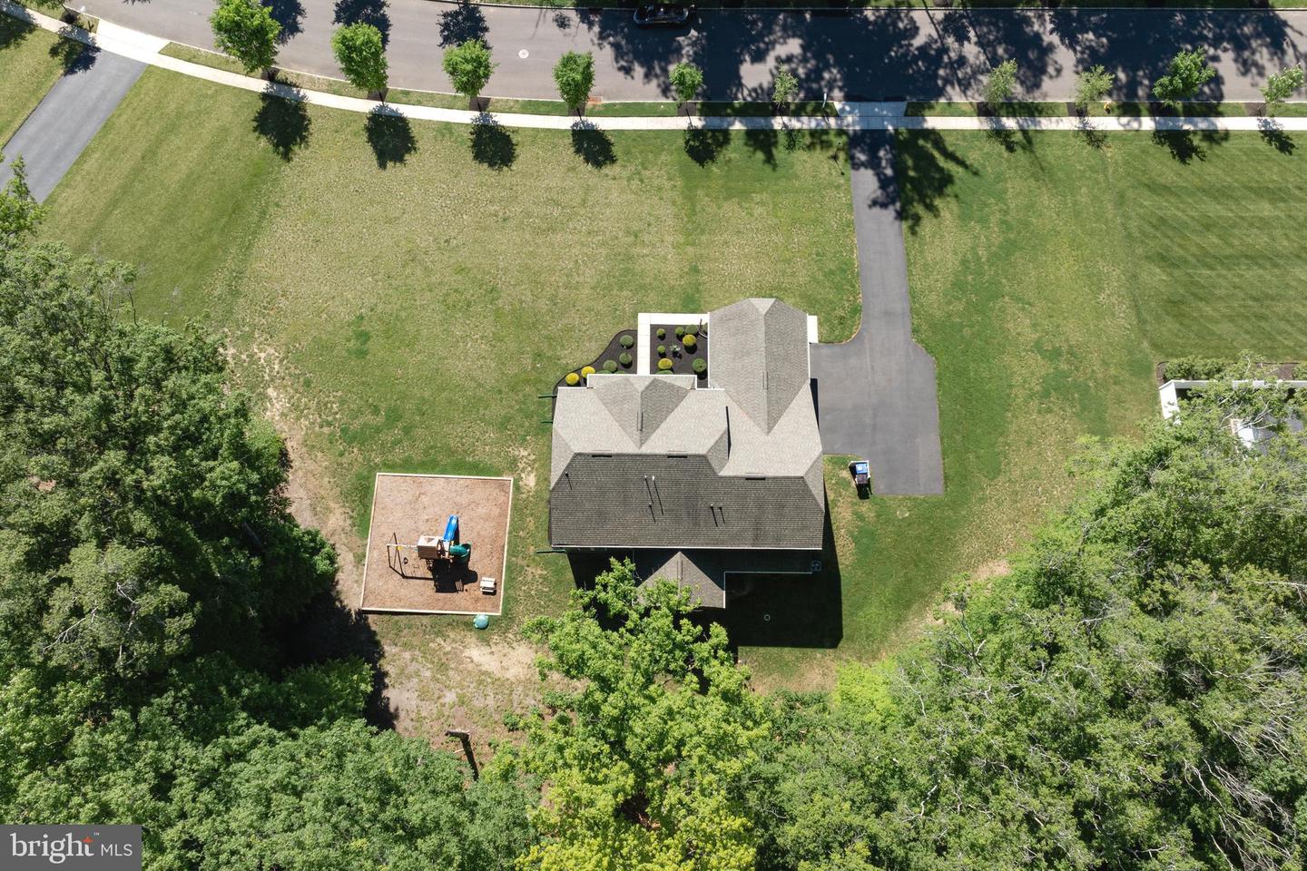 1208 Peach Tree Ct Property Photo 45