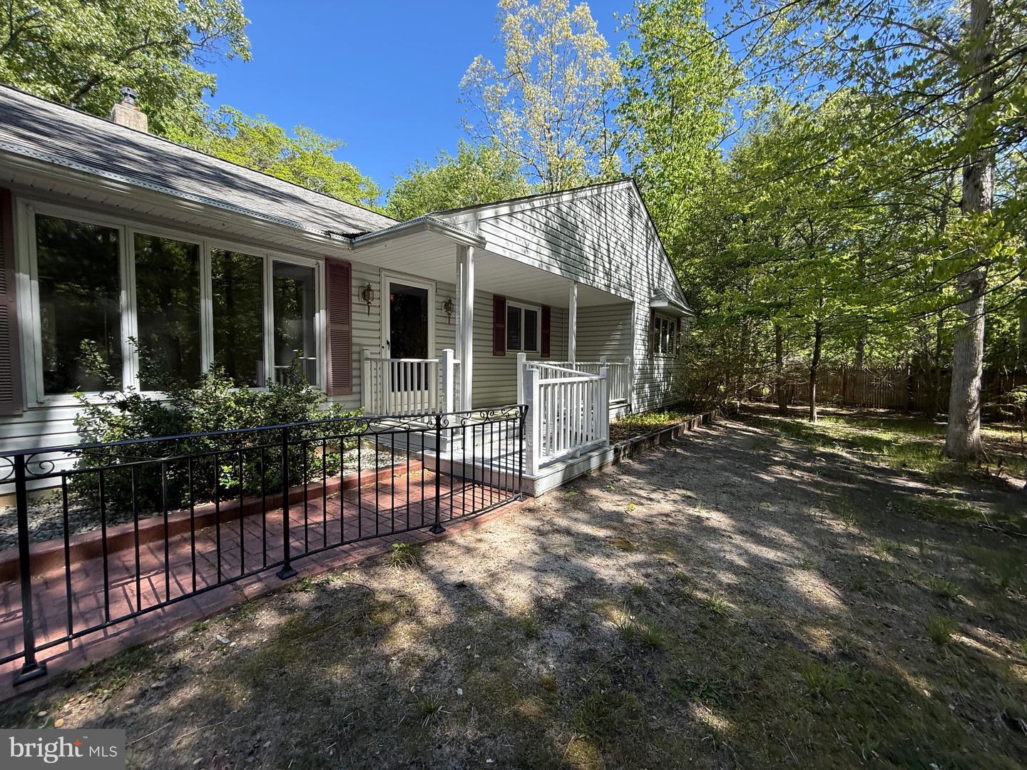 229 Oakshade Rd Property Photo 3