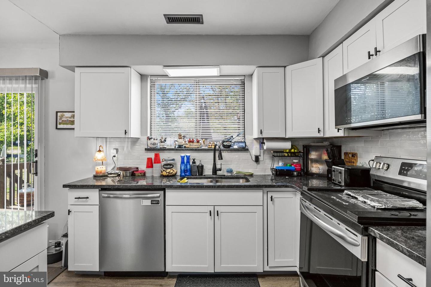 6 Missouri Ter Property Photo 10