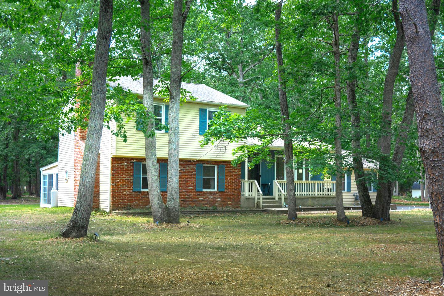 28 Elmwood Dr Property Photo 3