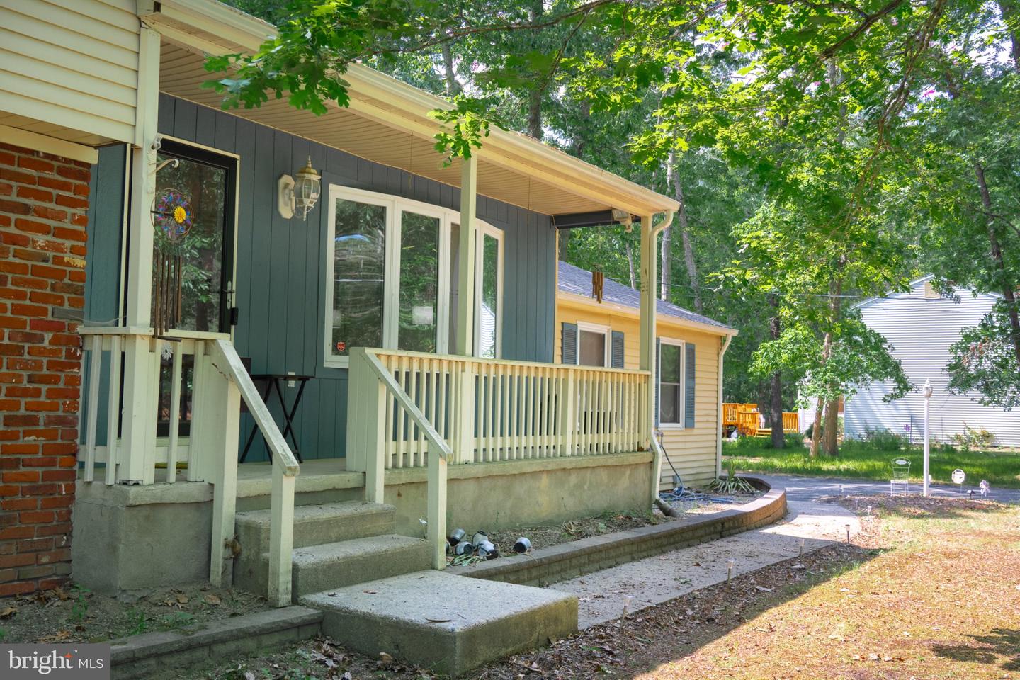 28 Elmwood Dr Property Photo 4