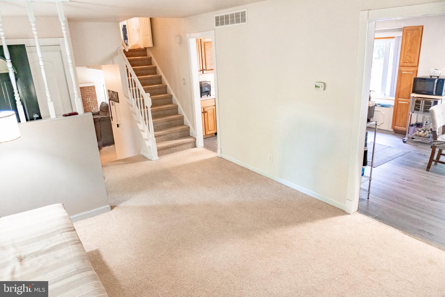 28 Elmwood Dr Property Photo 8