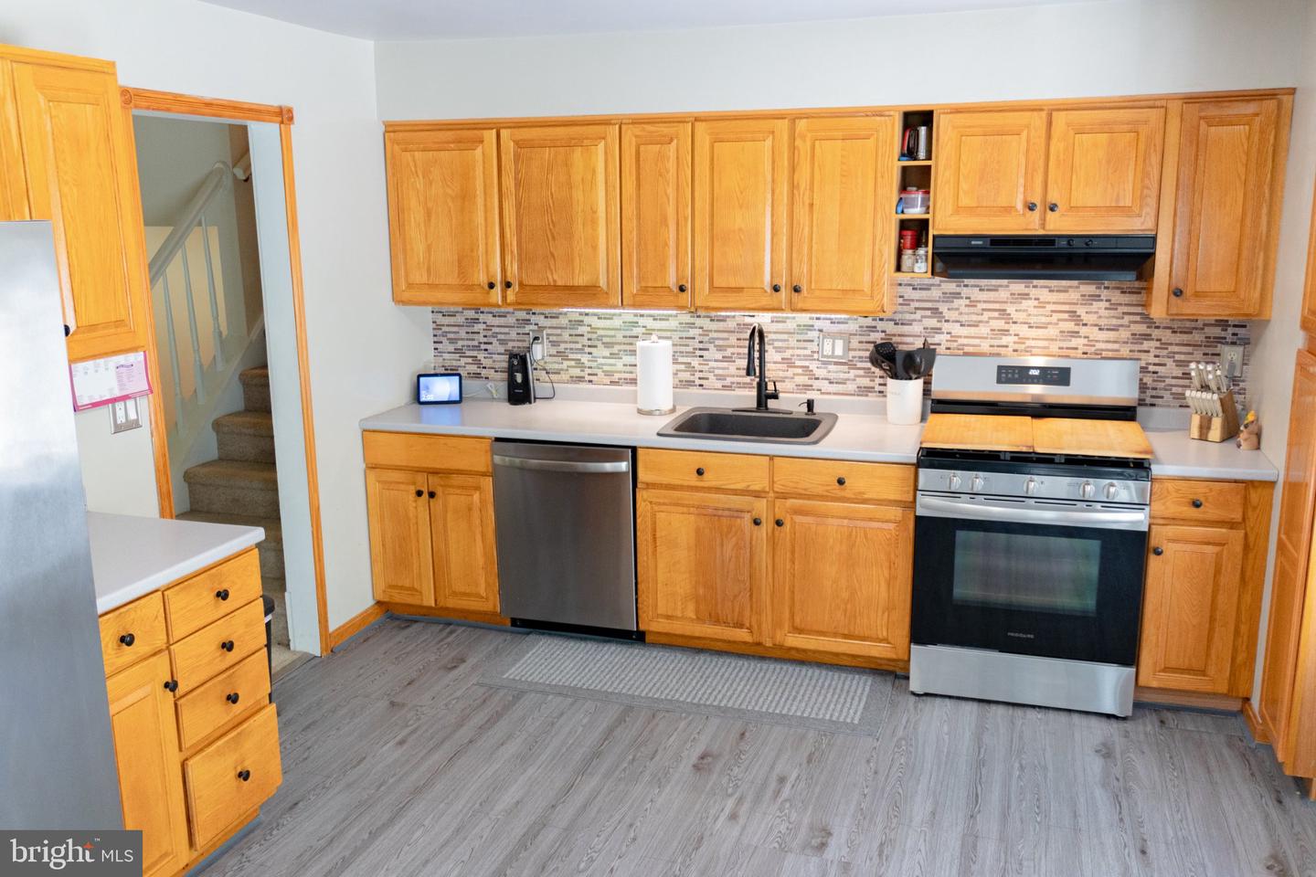 28 Elmwood Dr Property Photo 9