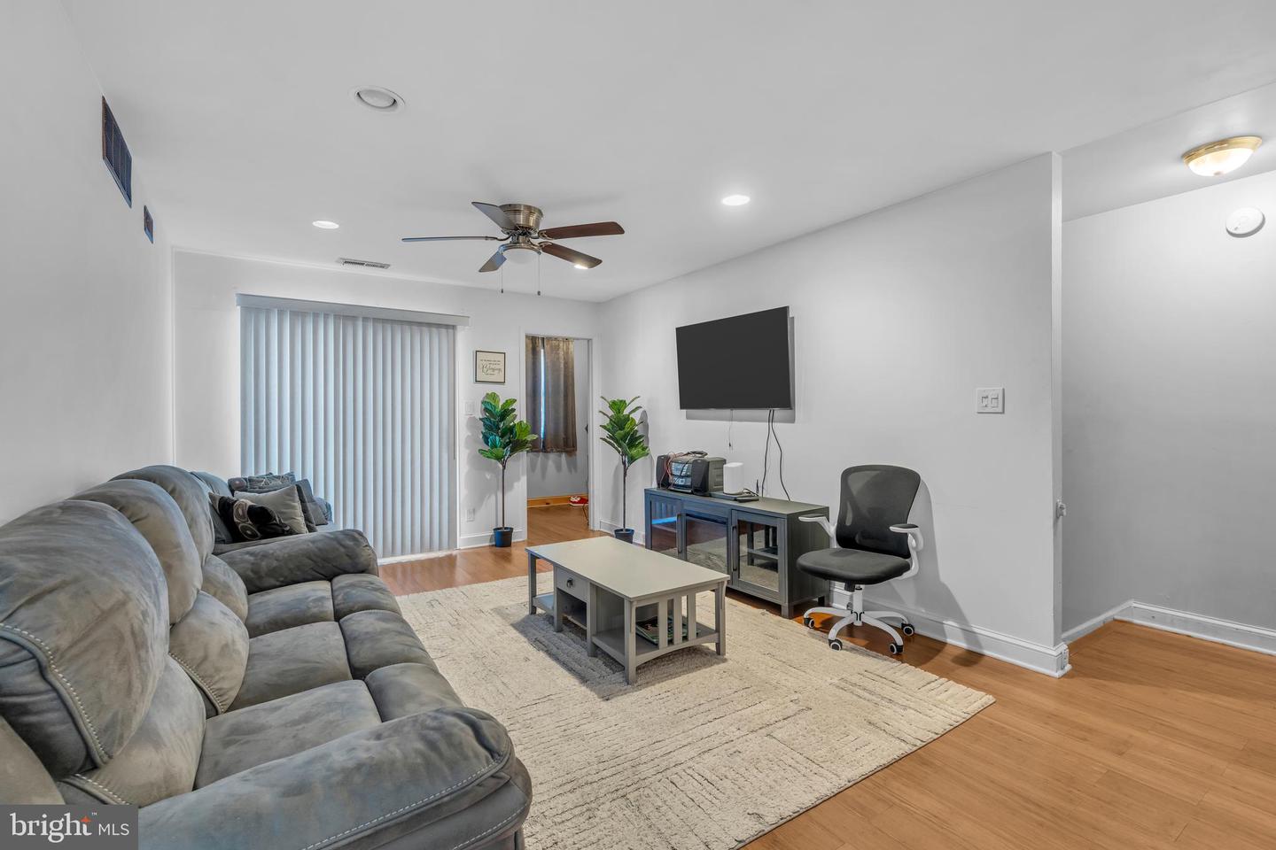 572b Willow Turn Property Photo 10