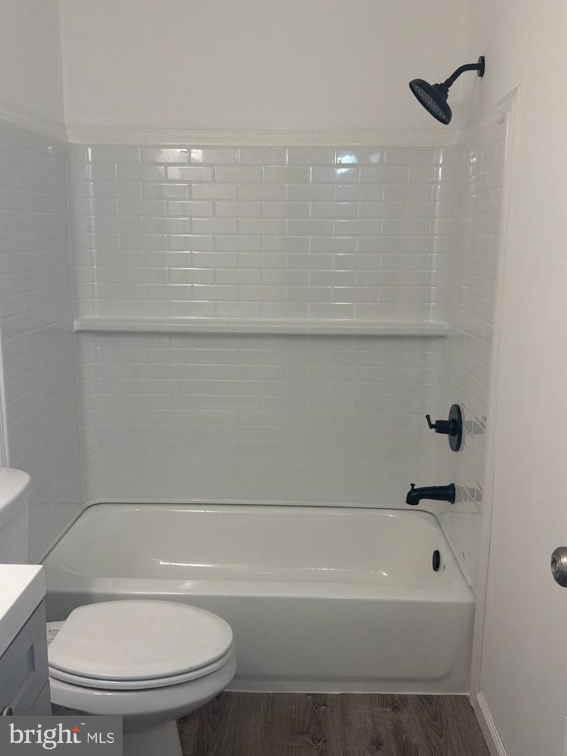 572b Willow Turn Property Photo 28
