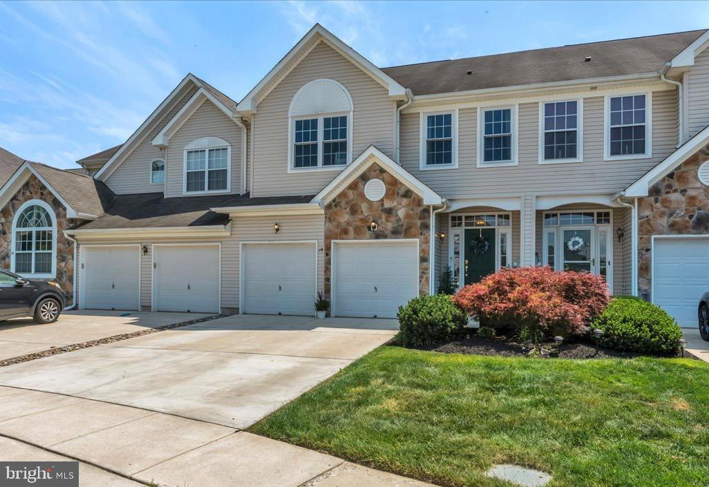 14 Spyglass Ct Property Photo 1