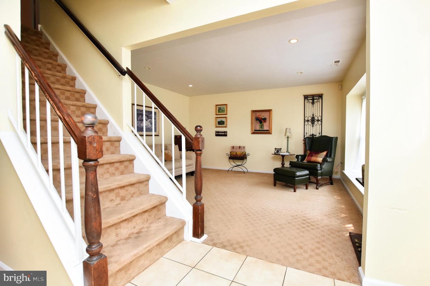 26 Wendover Dr Property Photo 2
