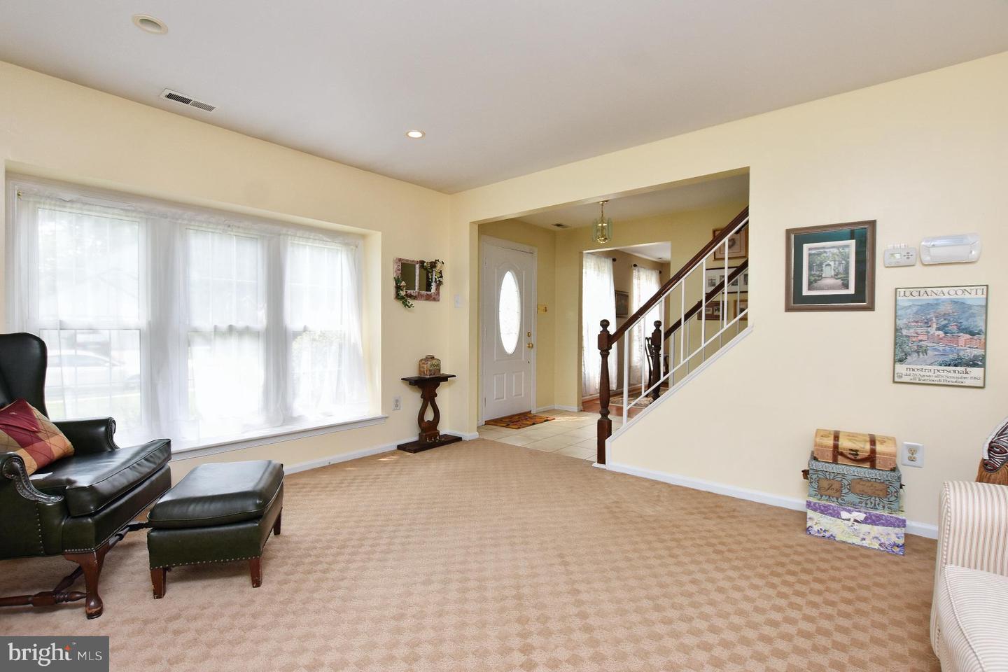 26 Wendover Dr Property Photo 6