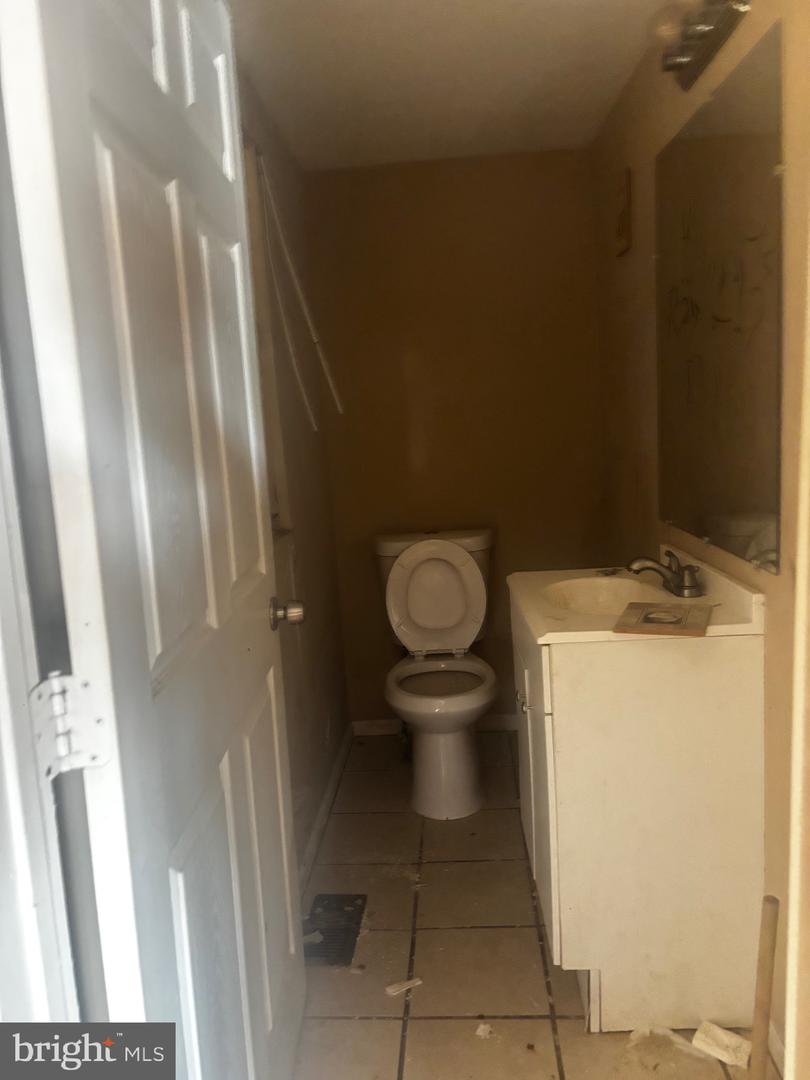111 Belmont St Property Photo 7