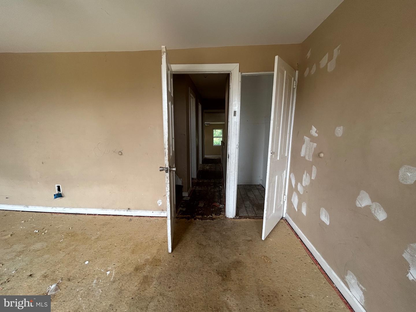 111 Belmont St Property Photo 15