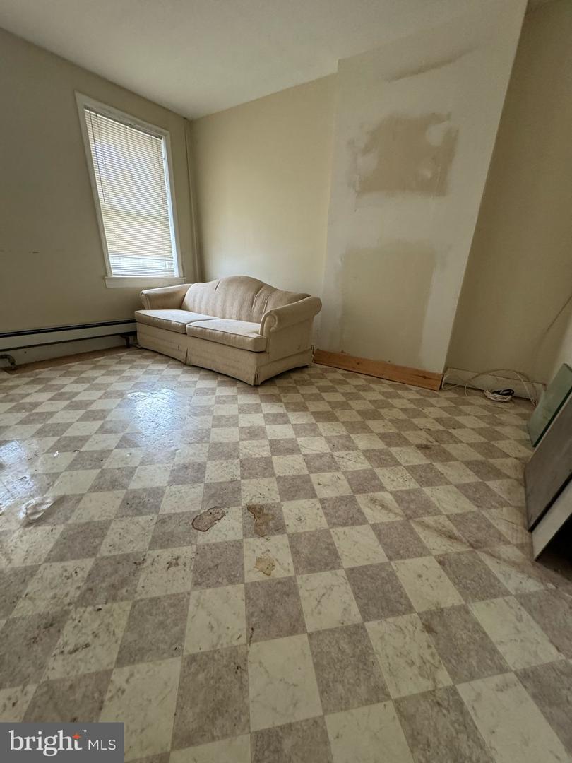 526 York St Property Photo 31