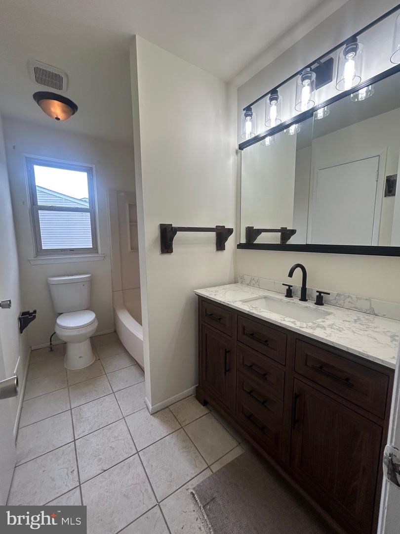 23 Lawrence Ln Property Photo 27
