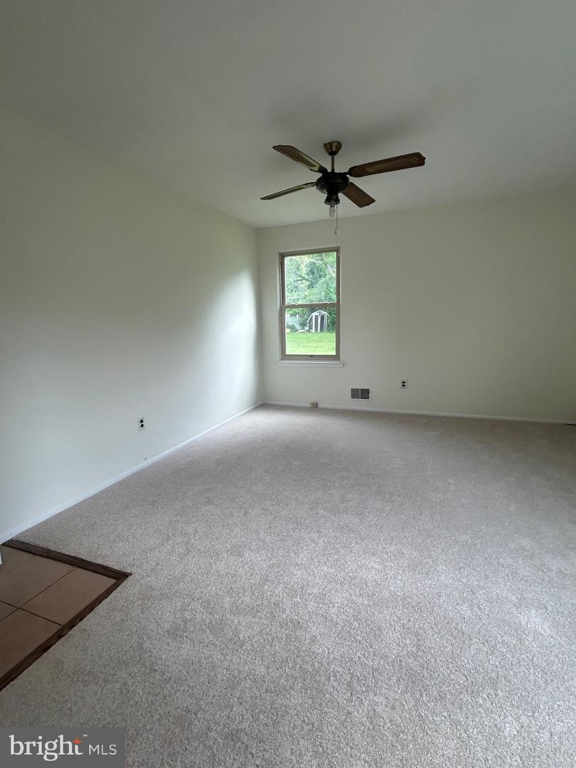 23 Lawrence Ln Property Photo 36