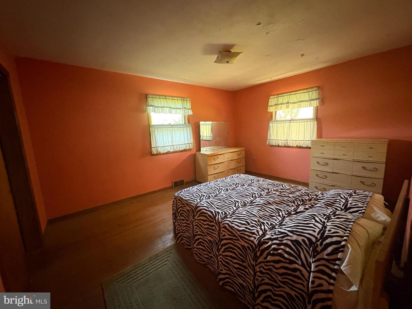 250 Orchard Ave Property Photo 8