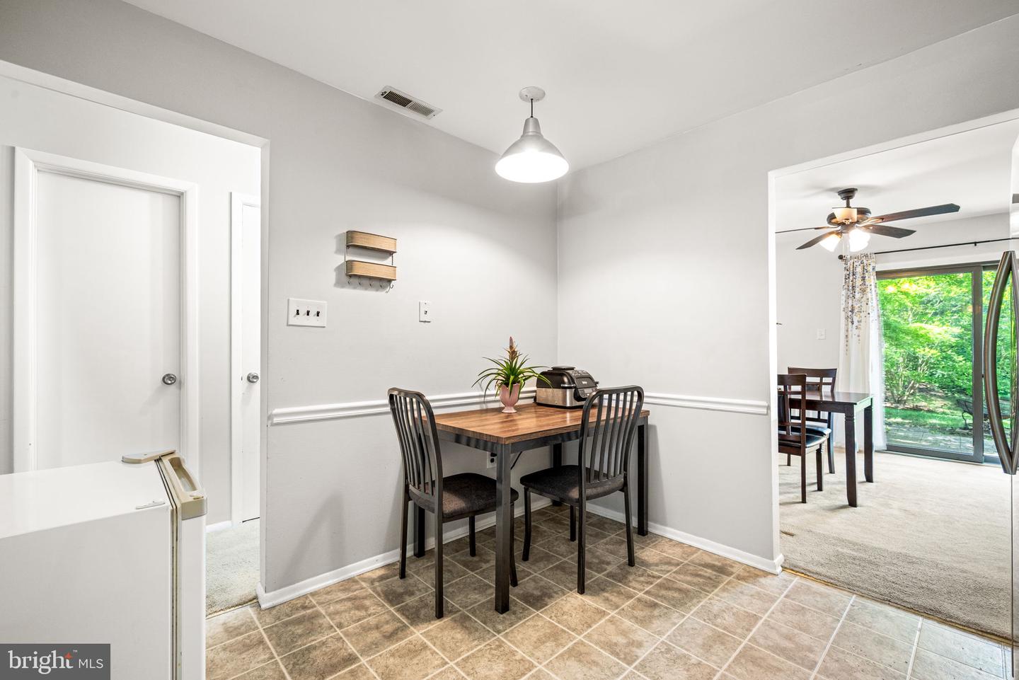 55 Viburnum Ln Property Photo 8