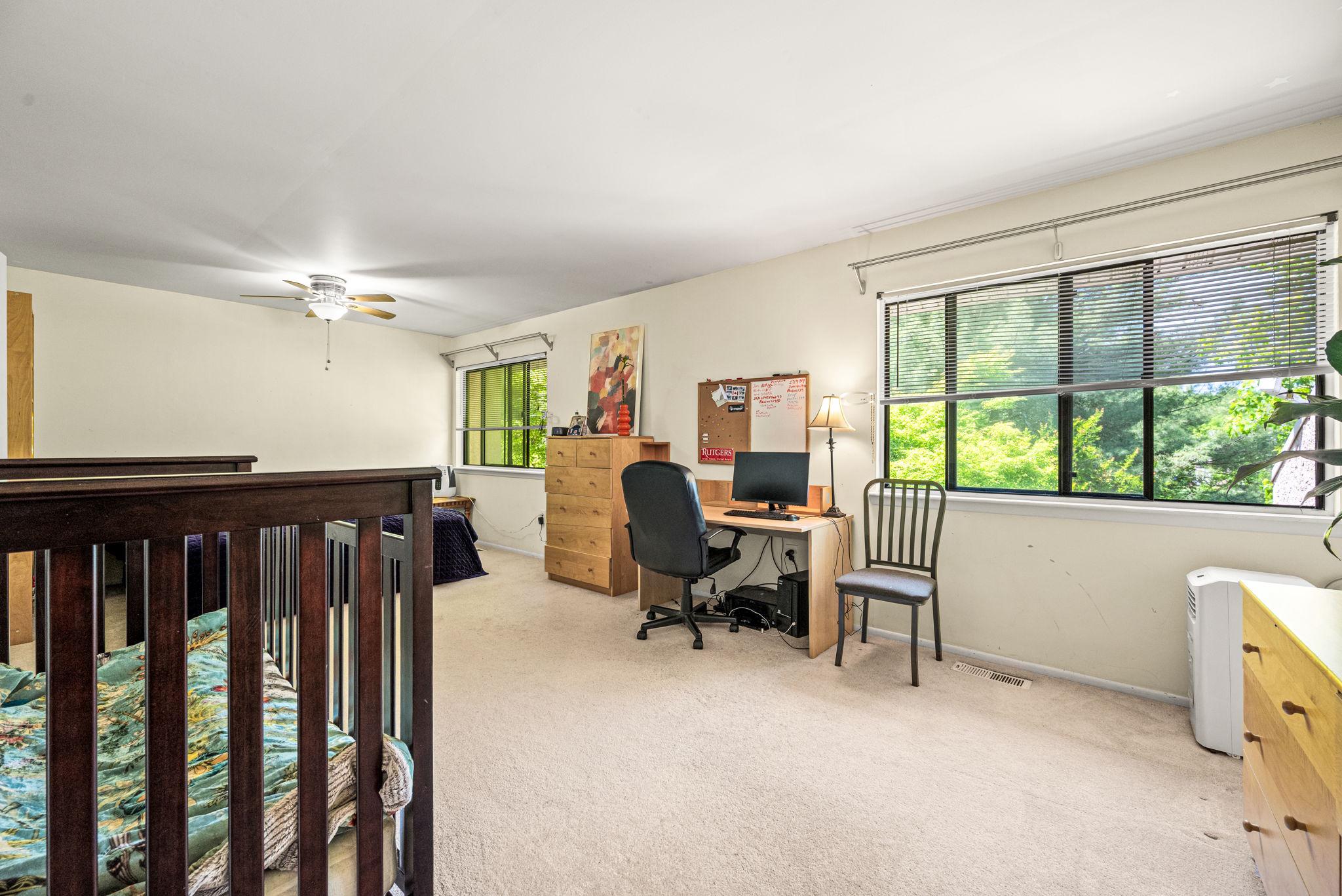 55 Viburnum Ln Property Photo 12