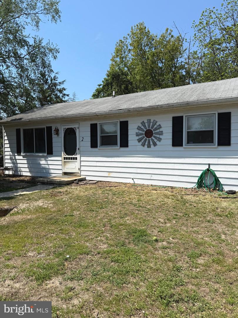 2 Spruce Blvd Property Photo 1