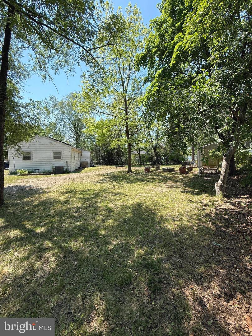 2 Spruce Blvd Property Photo 9