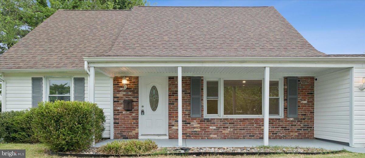 38 Gramercy Ln Property Photo 2