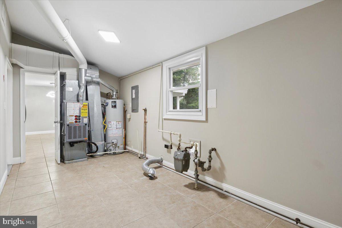38 Gramercy Ln Property Photo 13