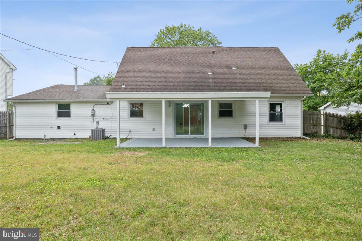 38 Gramercy Ln Property Photo 16