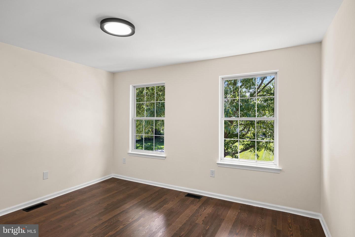 4 Black Pine Ln Property Photo 33