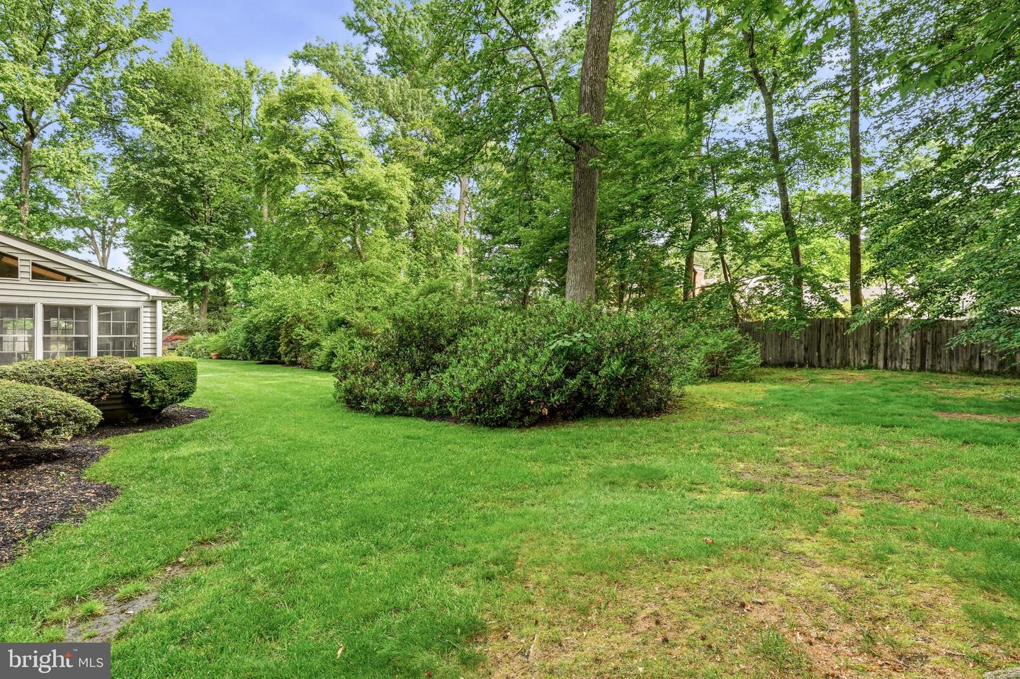 1445 Georgian Dr Property Photo 50