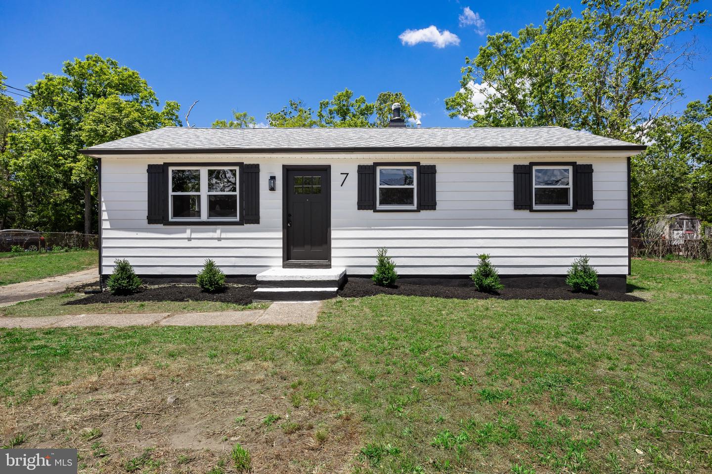 7 COVILLE DR