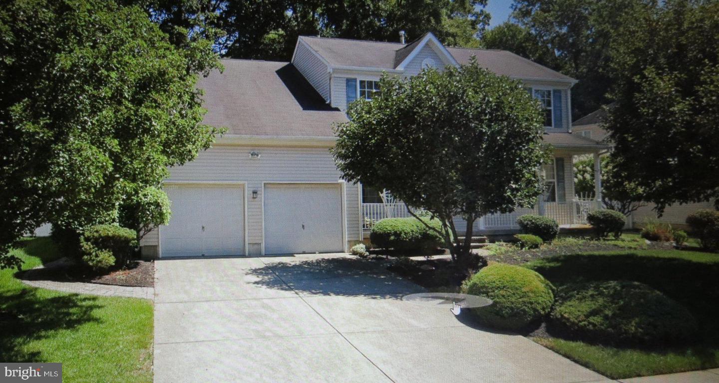 77 CREEKWOOD DR