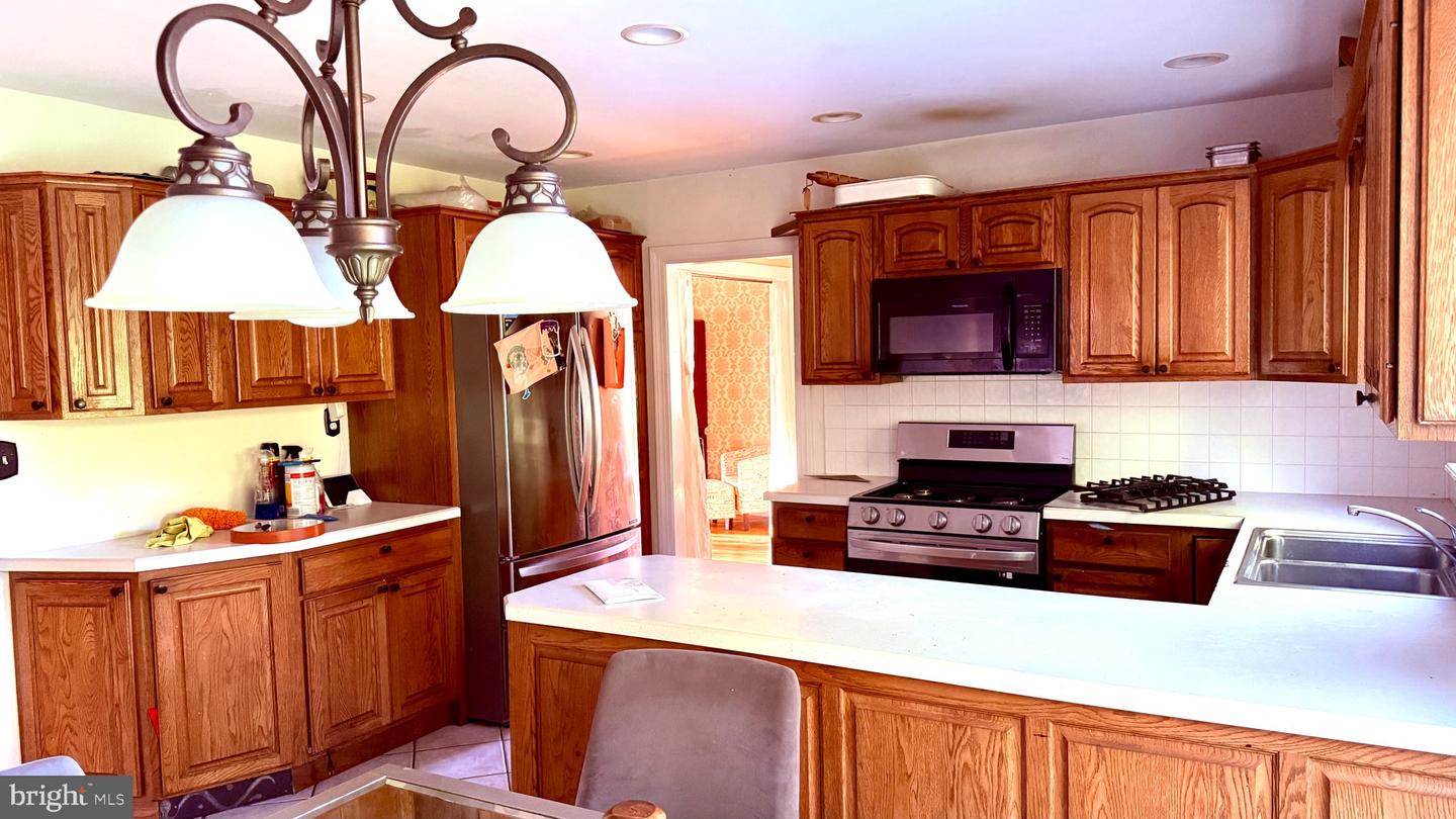 140 Jacqueline Ave Property Photo 7
