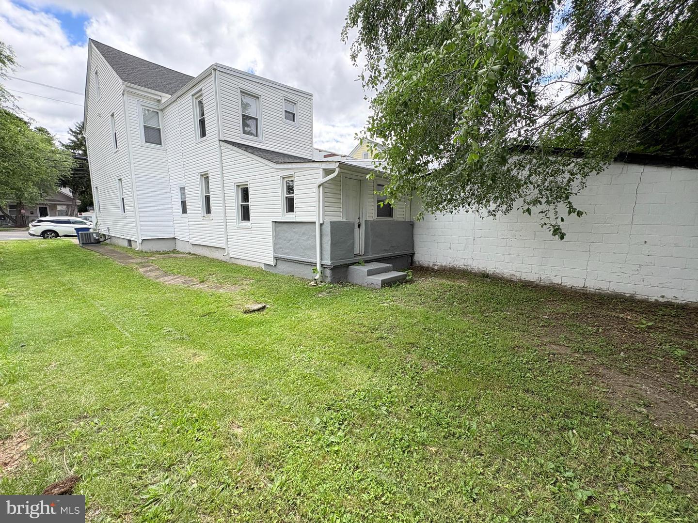 806 High St Property Photo 11