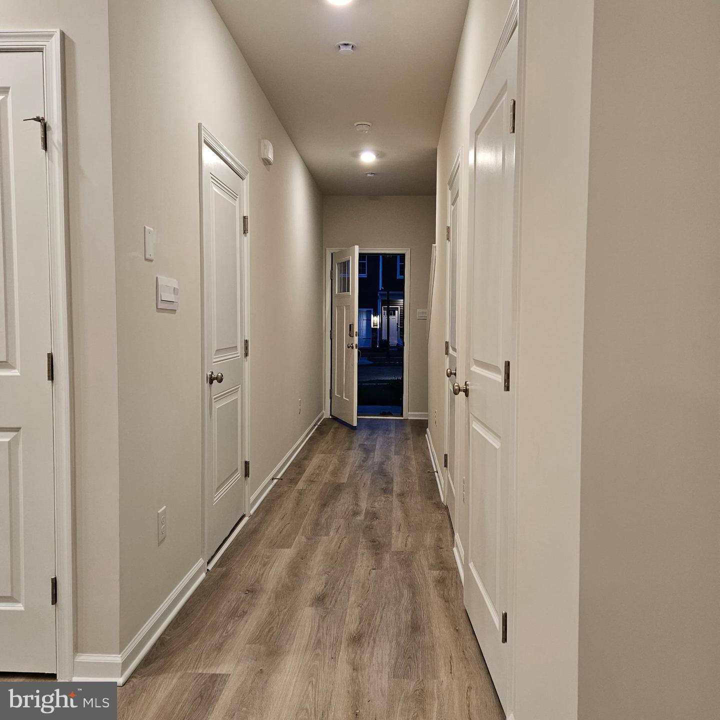 12 Eleanor Ln Property Photo 2