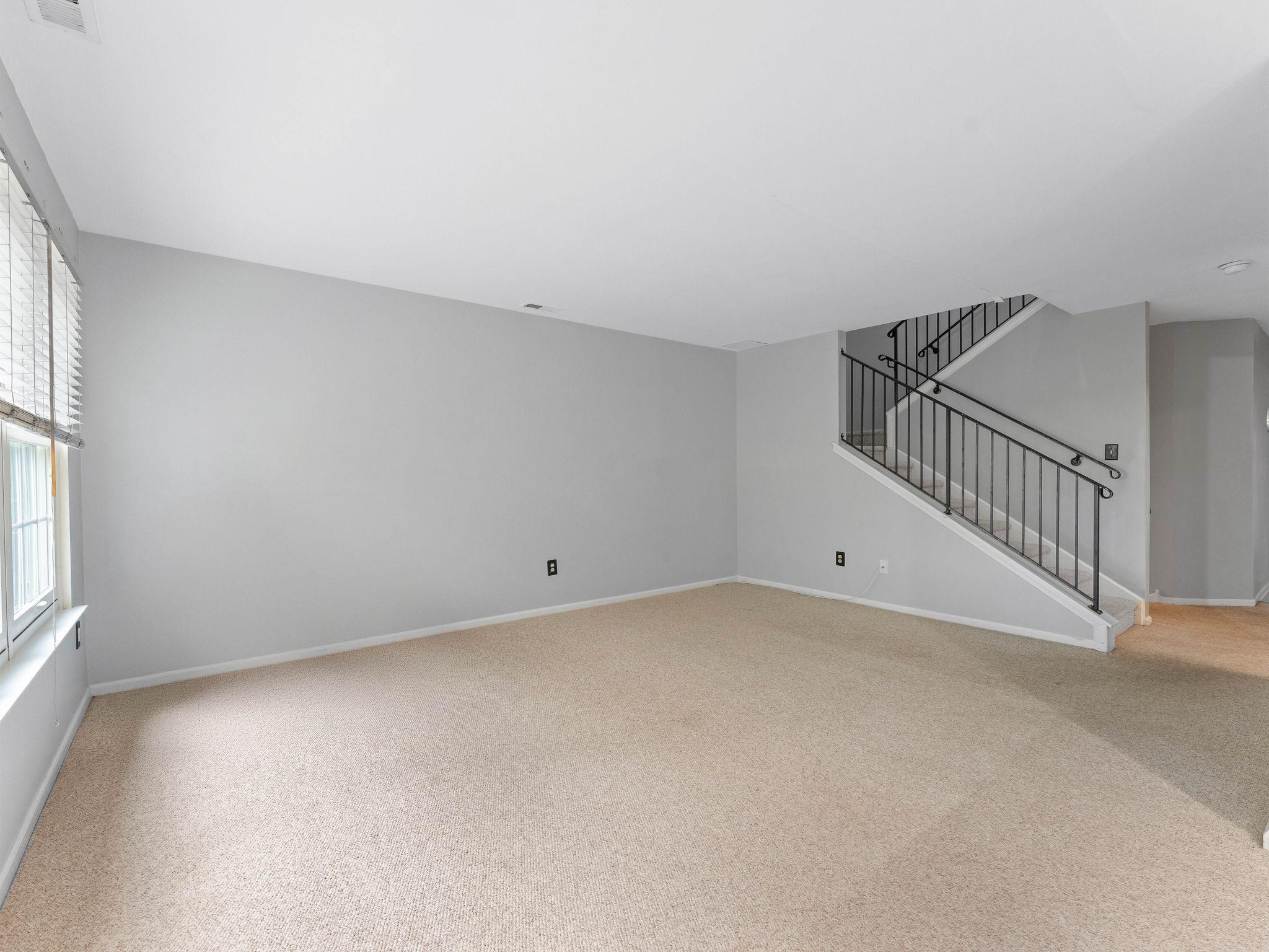 5 Larkspur Ct Property Photo 4