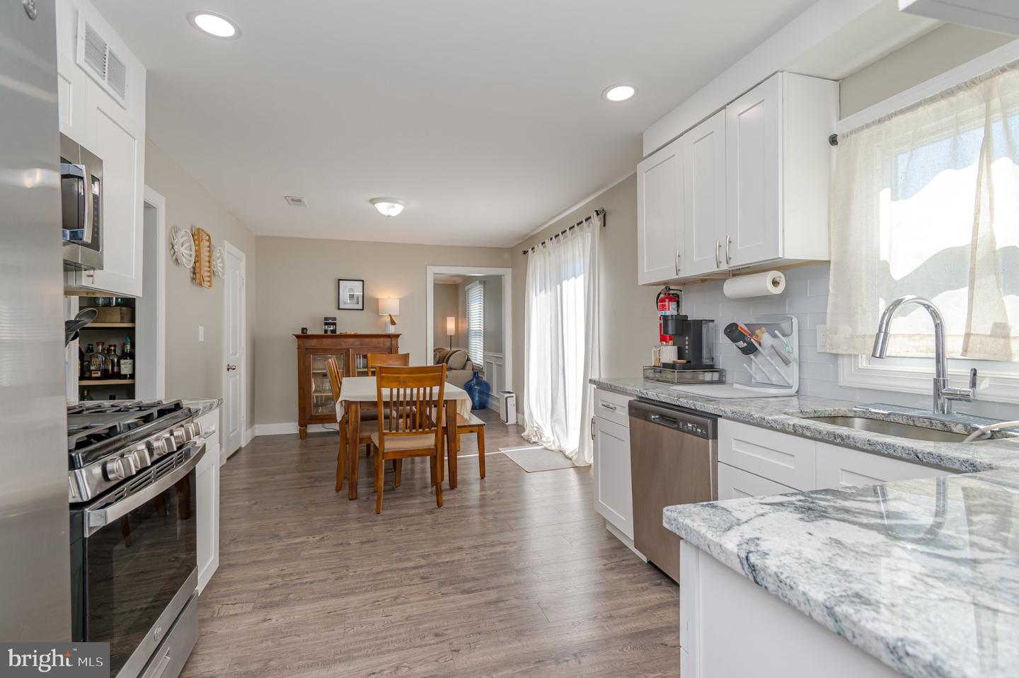 60 Midvale Ln Property Photo 11