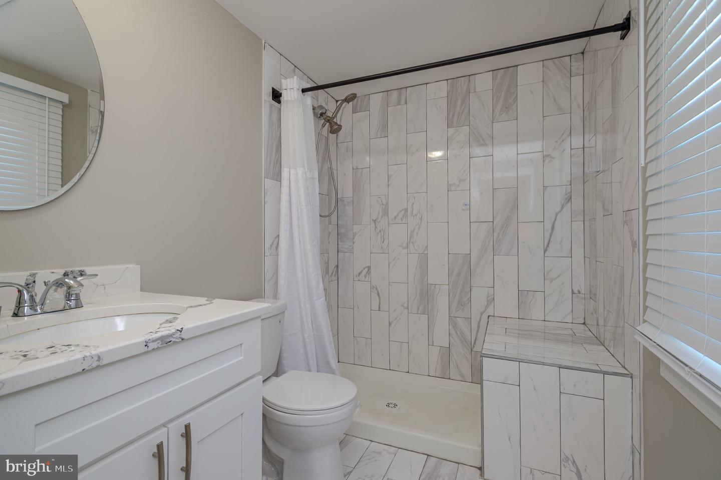 60 Midvale Ln Property Photo 18
