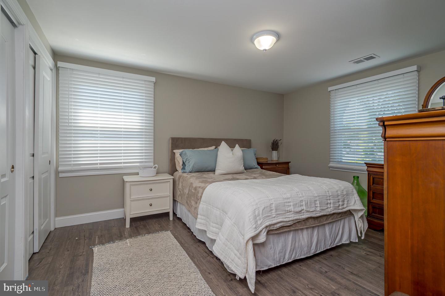 60 Midvale Ln Property Photo 21