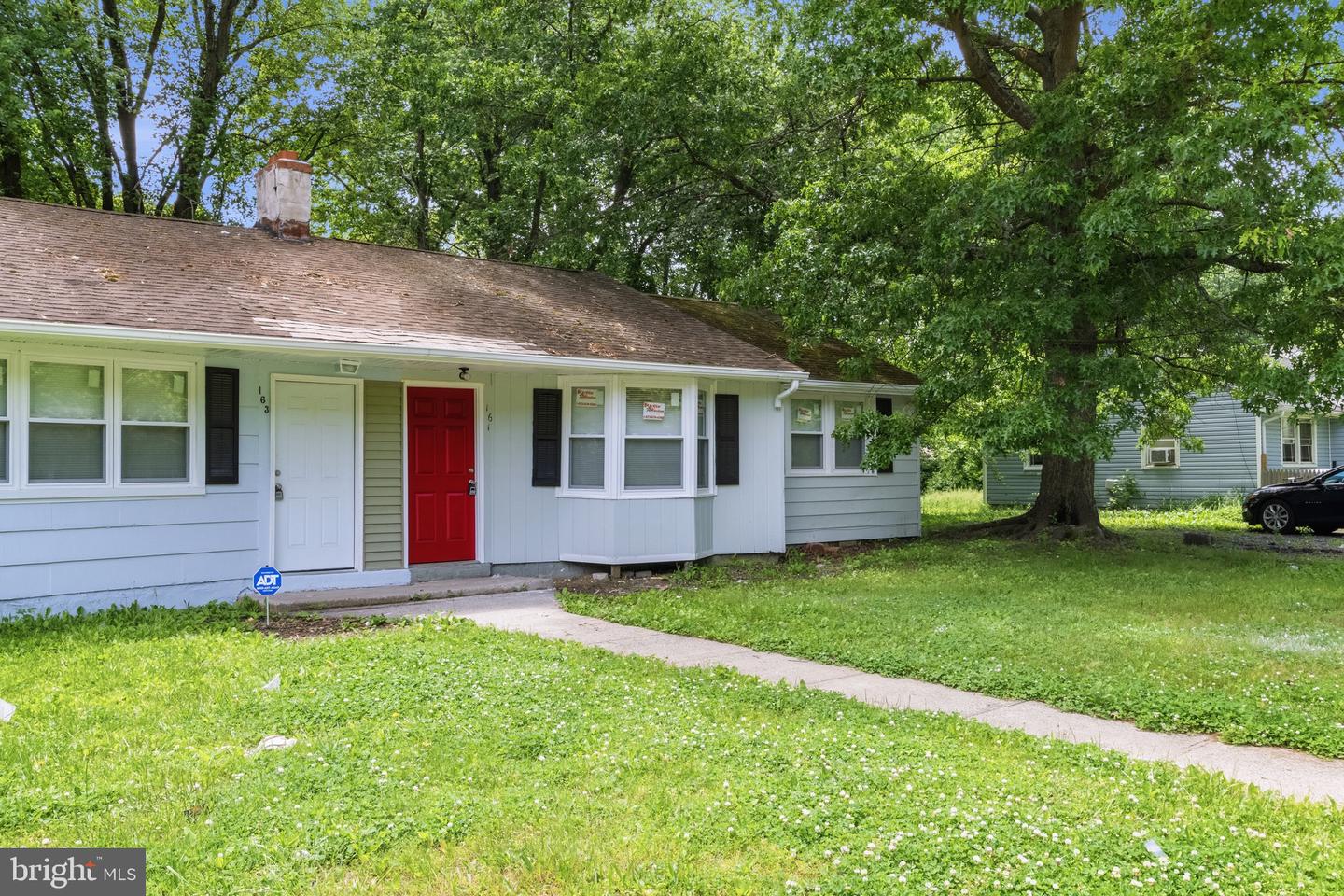 161 Kinsley Rd Property Photo 1