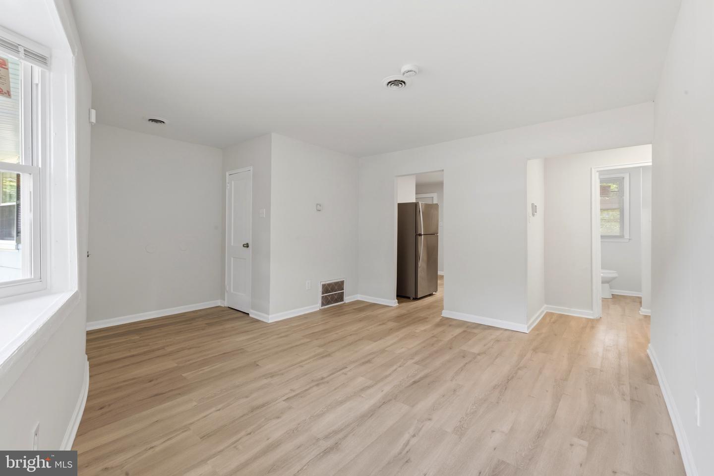 161 Kinsley Rd Property Photo 5