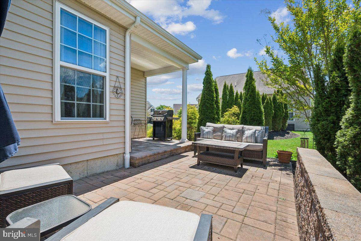 20 Montclaire Rd Property Photo 5