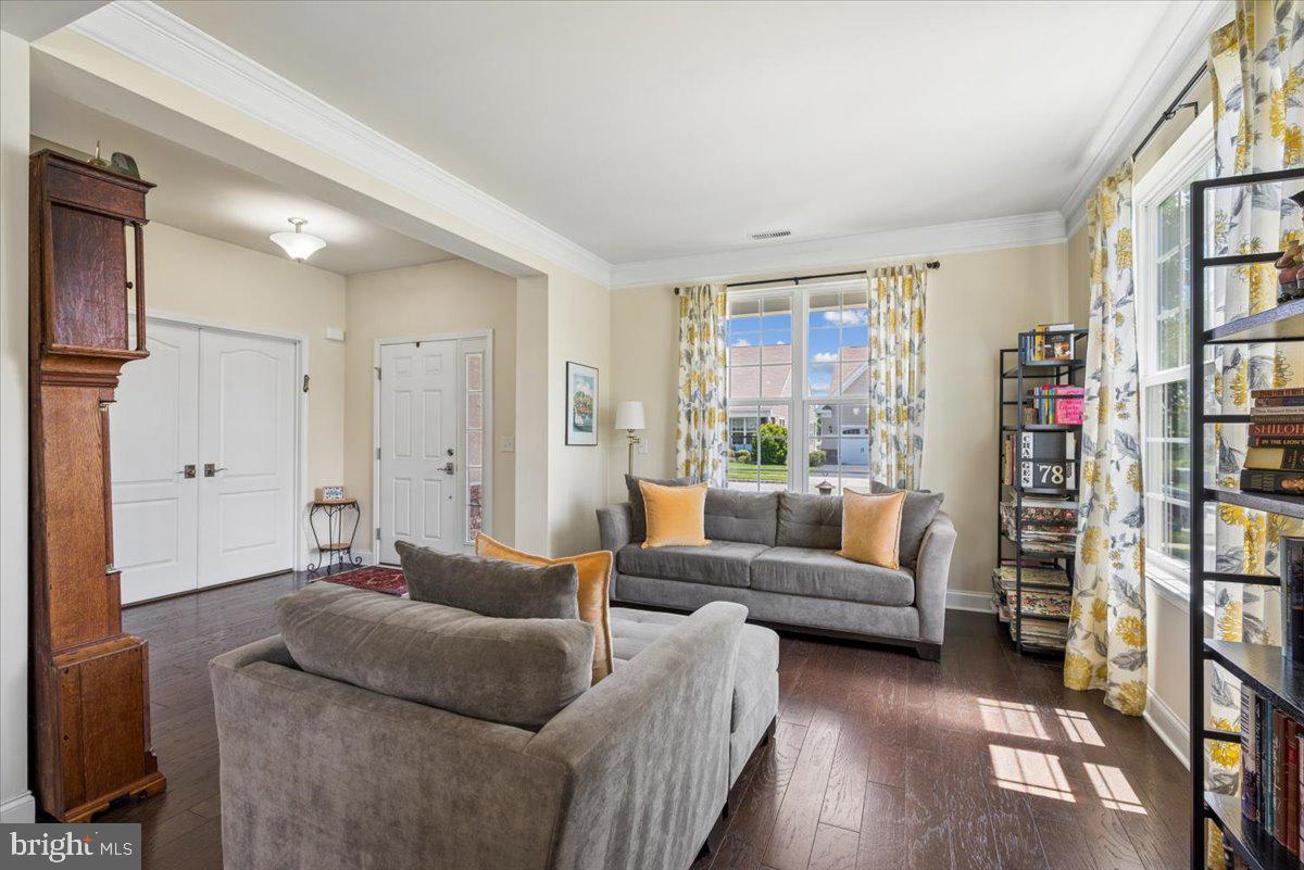 20 Montclaire Rd Property Photo 8