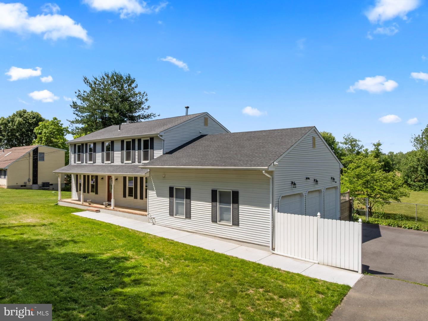 607 Chesterfield Arneytown Rd Property Photo 1