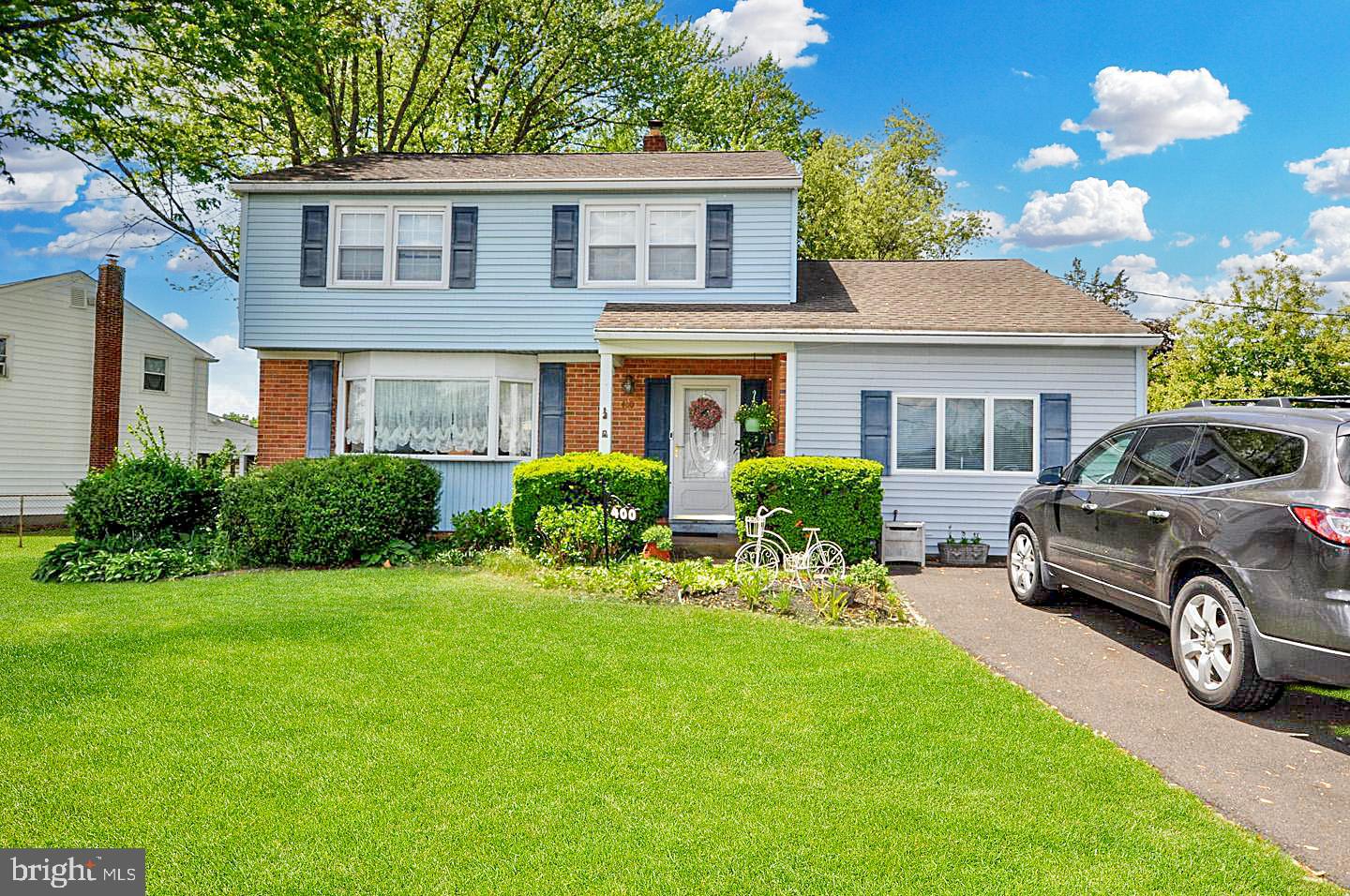 400 S Arthur Dr Property Photo 1