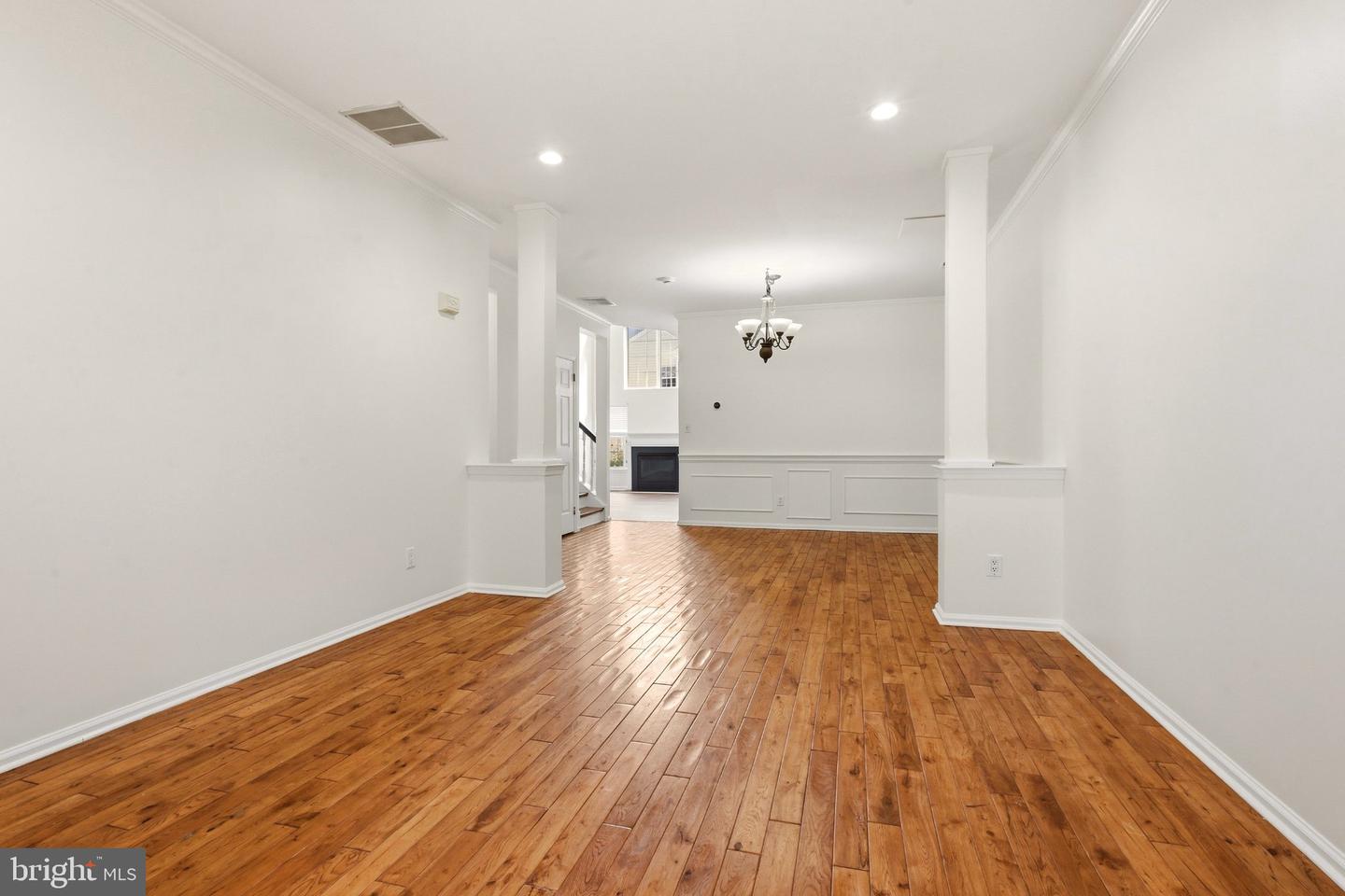 7802 Normandy Dr Property Photo 8