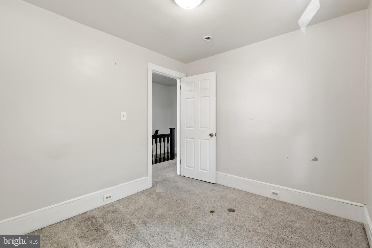 910 Columbus Rd Property Photo 17