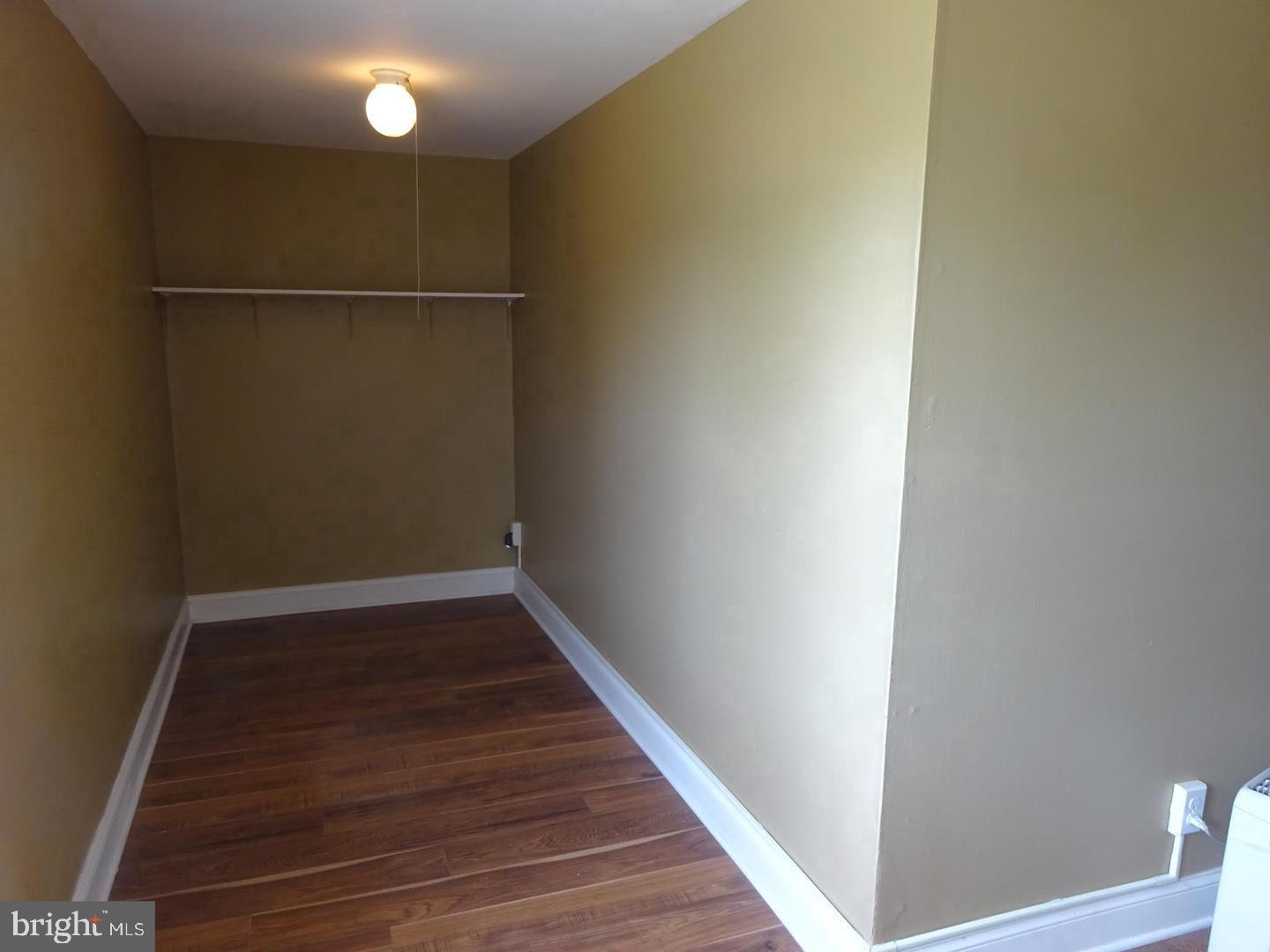 218 Hendrickson Ave Property Photo 22