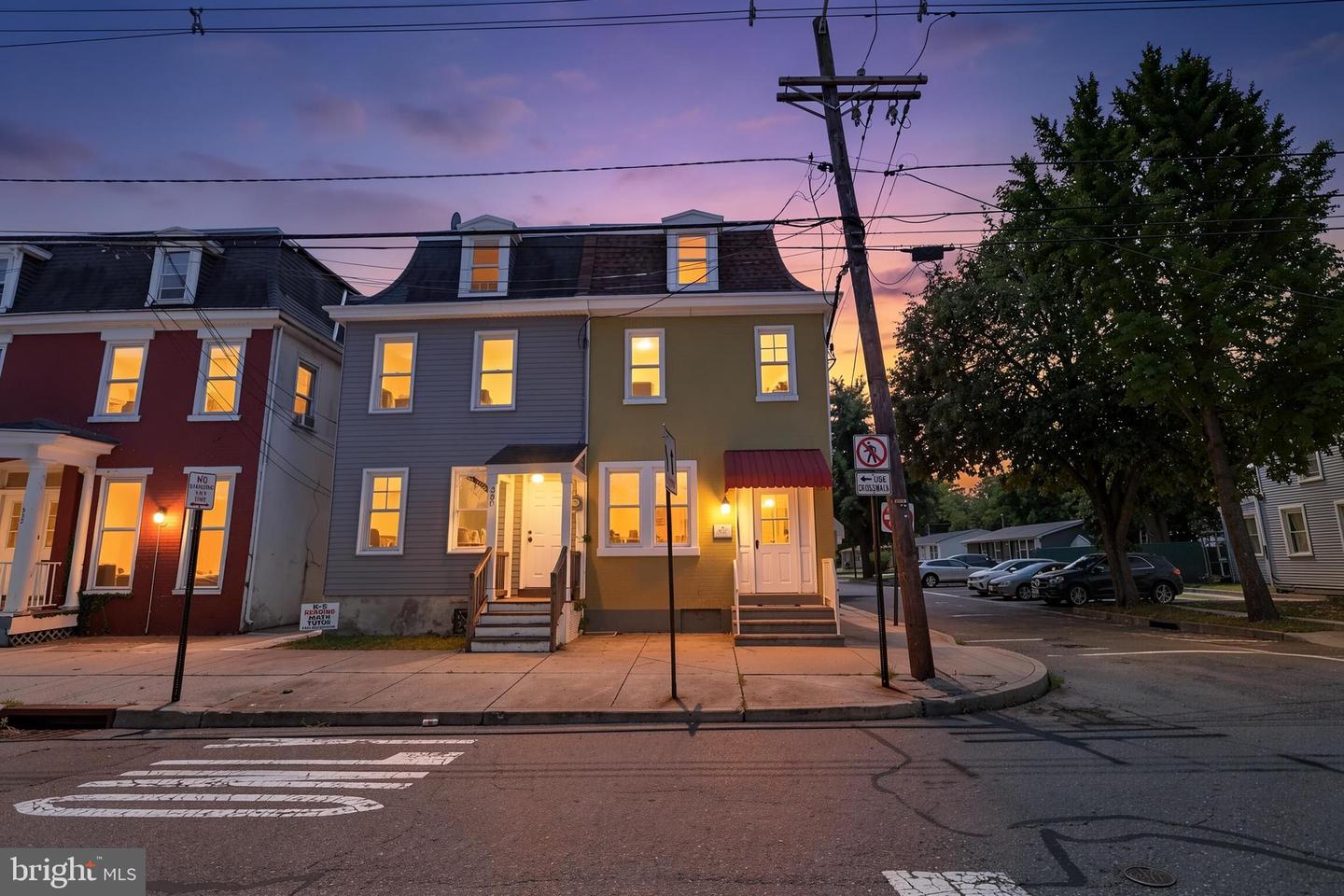348 E Broad St Property Photo 1
