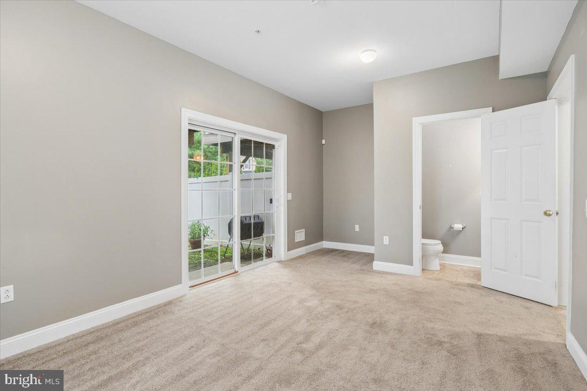 602 Cinnaminson St Property Photo 7